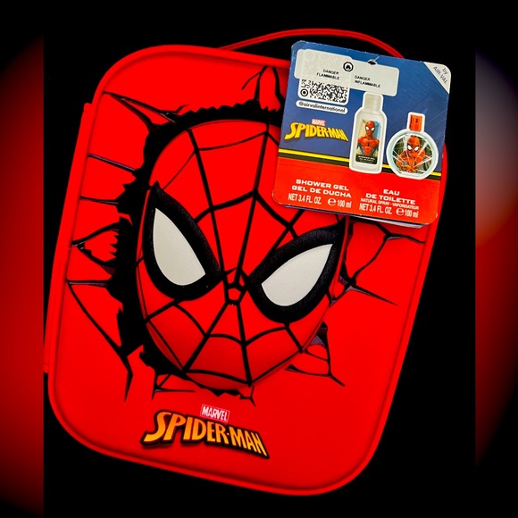 Spider-Man toiletry travel bag set - Picture 3 of 3